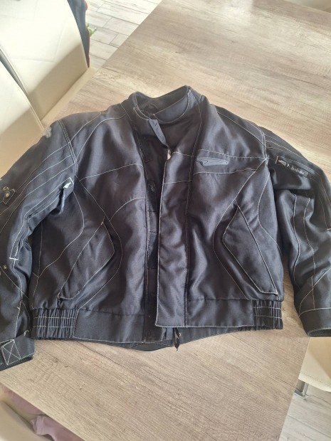 F�rfi motoros kab�t