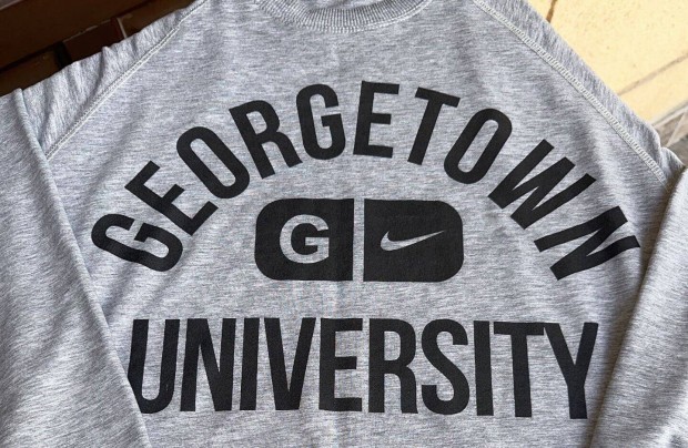 Frfi szrke fels,L-XL-es mretben (Nike Georgetown)