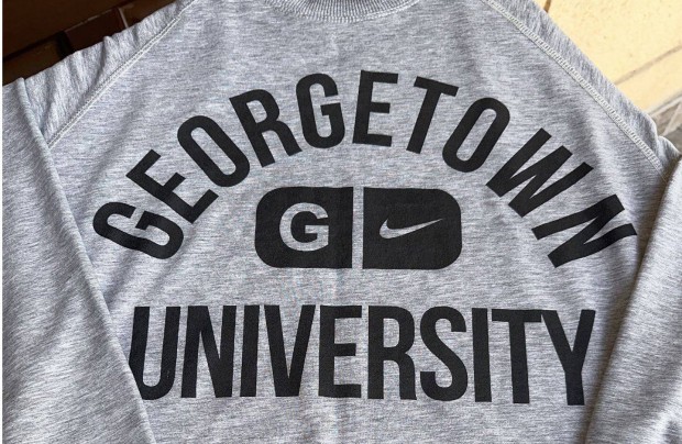 Frfi szrke fels,L-XL-es mretben (Nike Georgetown)