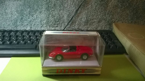 Ferrari Dino, Dinky autmodell - 1:43-as mret