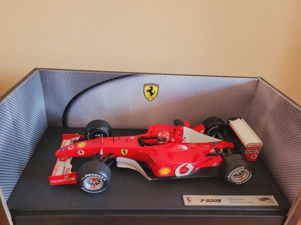 Ferrari F2002 Michael Schumacher 1/18 Hot Wheels modellaut