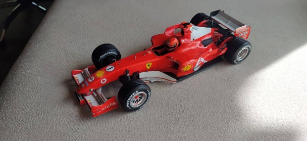 Ferrari F2005 1:18 1/18 Michael Schumacher