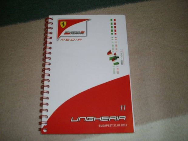 Ferrari Forma 1-es kisokos, F1 könyv, jegyzetfüzet