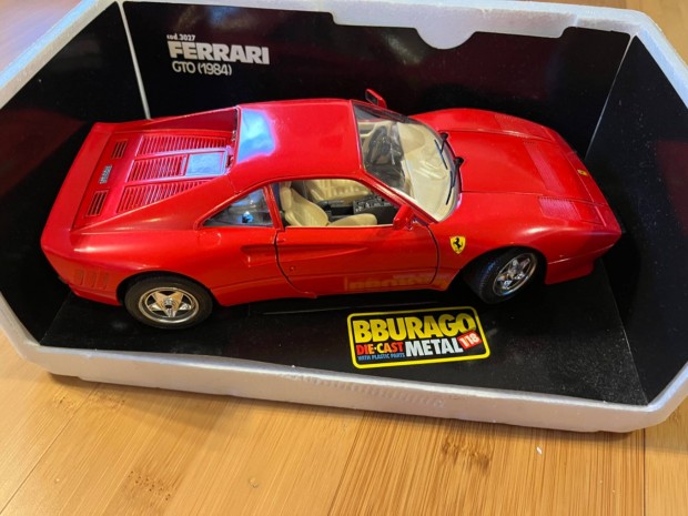 Ferrari GTO 1984 Bburago 1/18 fm