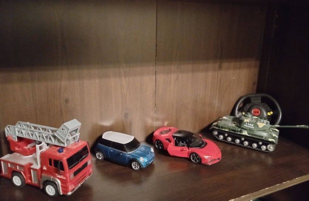 Ferrari, Mini Cooper, Tank, Tzoltaut