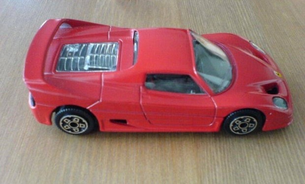 Ferrari aut makett