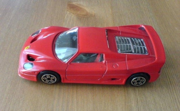 Ferrari aut makett