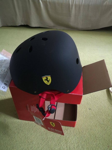 Ferrari bukósisak gyermek