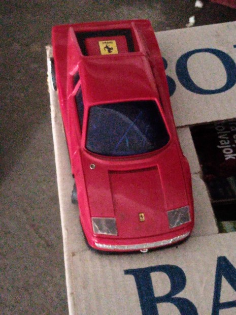 Ferrari kis aut hagyatkbl teszteletlen 8000ft buda