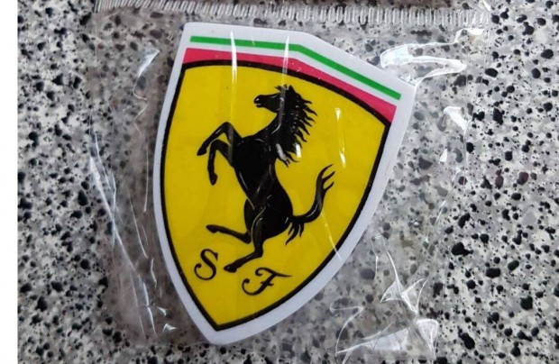 Ferrari logs radr (bontatan csomagolsban)