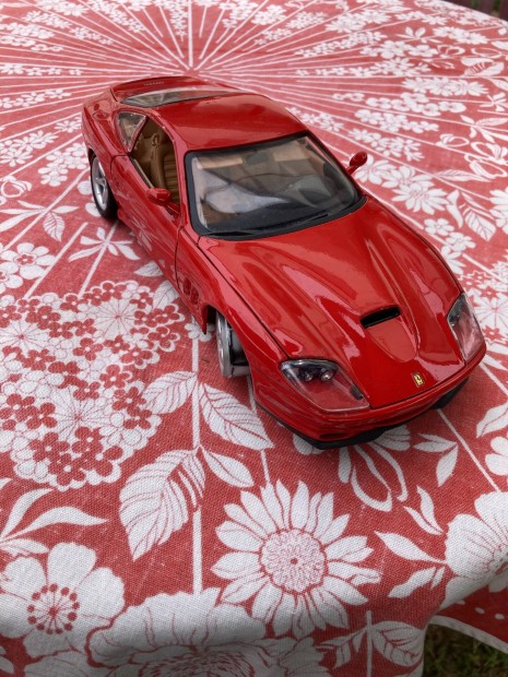 Ferrari modellaut makettaut