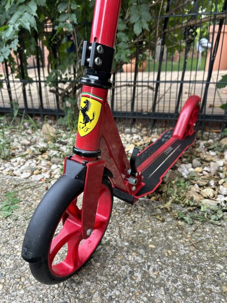 Ferrari roller