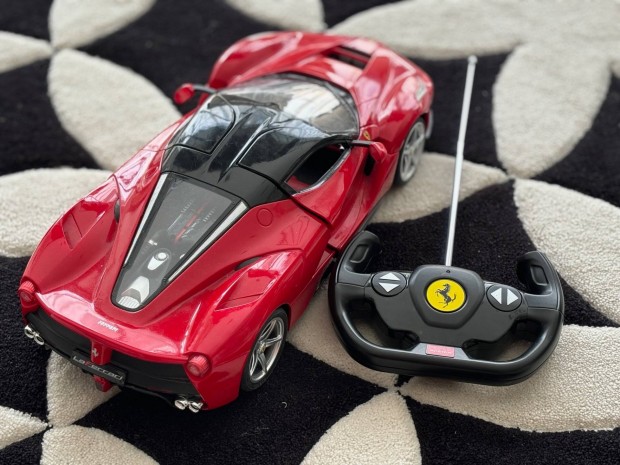 Ferrari tvirnyts aut elad