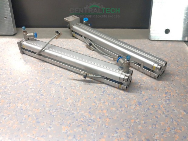 Festo kettős működésű munkahenger, 200 mm lökethossz, ADVU-12-200-A-P