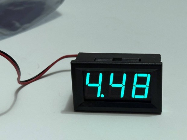 Feszültségmérő modul DC 4-30 Volt led kijelző