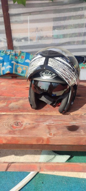 Fgn Helmet buksisak