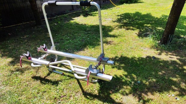 Fiamma dupla ker�kp�rtart� Lak�kocsira szerelhet�