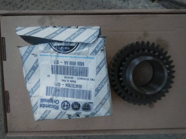 Fiat 0046767954 Kapcsolókerék 5. fokozat