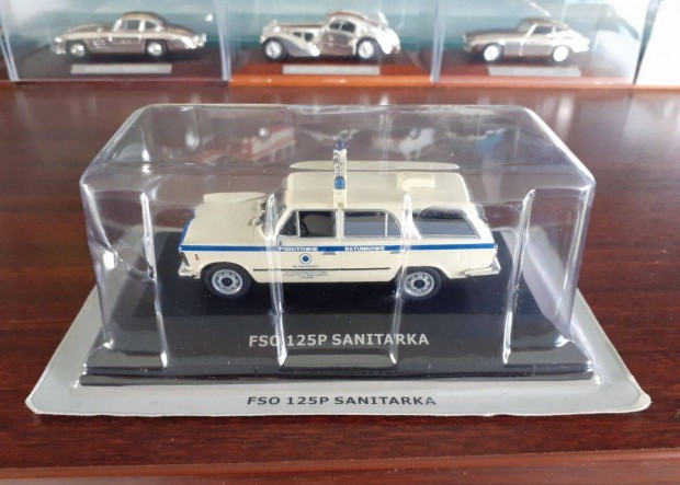 Fiat 125p sanitarka kisauto modell 1/43 Elad