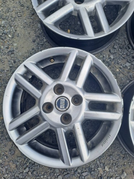 Fiat 14"-os alufelni garnitúra