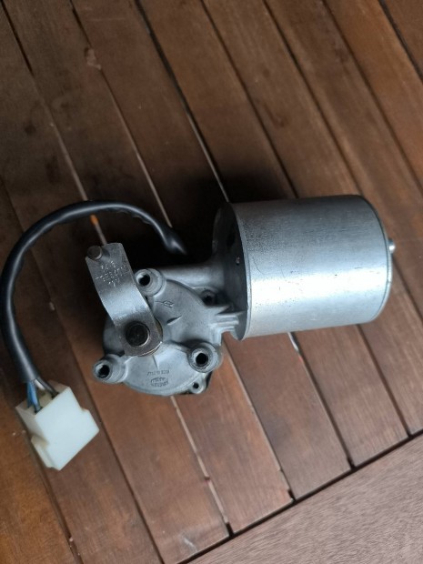 Fiat 15000 ,118 H Cabriolet Ablak Törlö Motor
