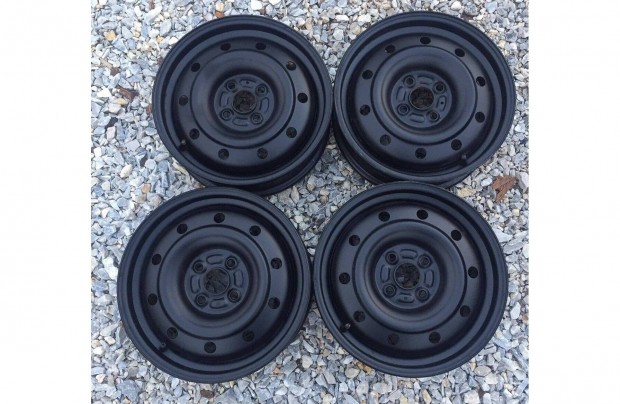 Fiat 15"-os lemezfelni, 4x100