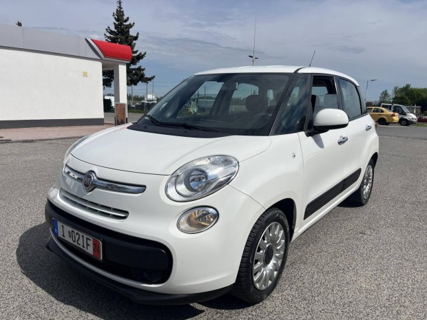 Fiat 500L 1.3 Mjet Lounge S&S igazolt 74 e km.s...