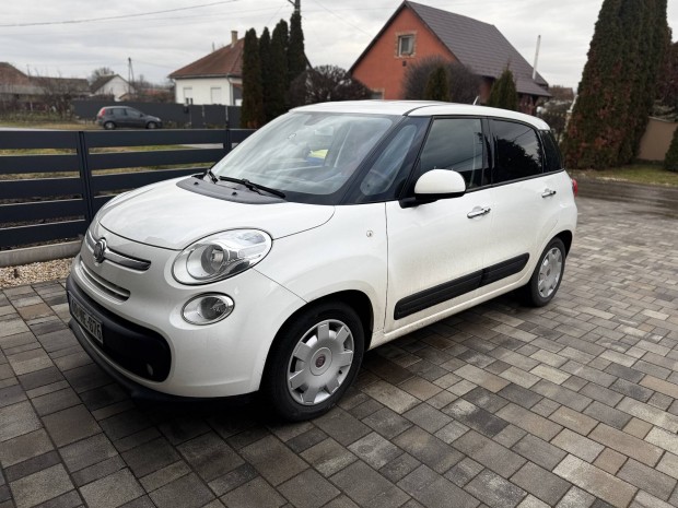 Fiat 500L 1.4 16V makul�tlan, friss vez�rl�s cser�vel elad� 
