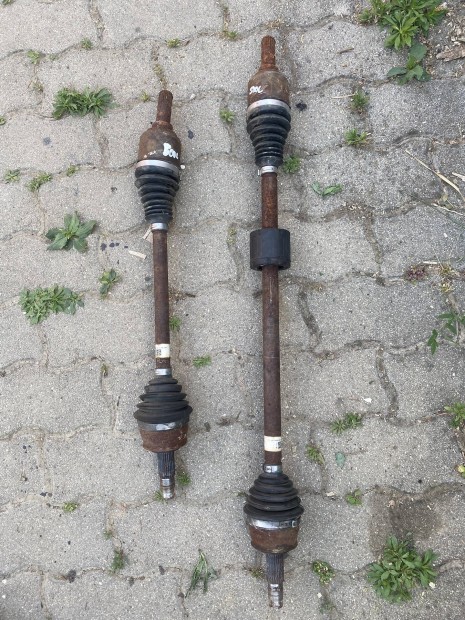 Fiat 500L 1.4 benzin balos jobbos fltengely 