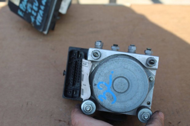 Fiat 500 2007 1.3Mjet ABS kocka 518013190 (32)