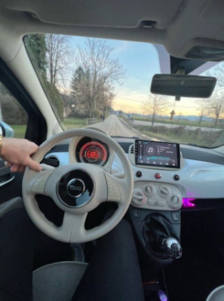 Fiat 500 Carplay Multimédia GPS Rádió Tolatókamerával