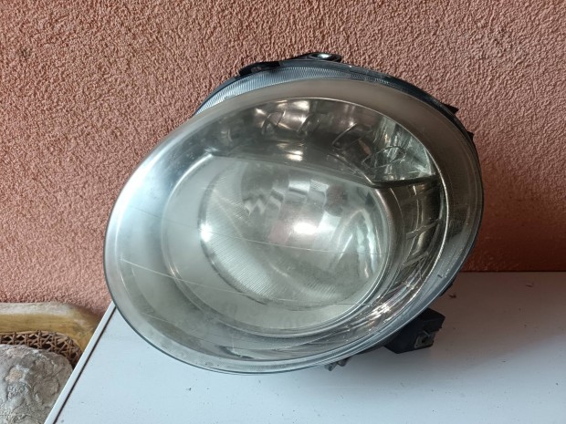 Fiat 500 első fényszóró