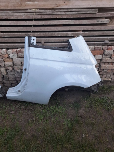 Fiat 500 hátsó negyed