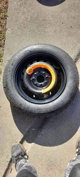 Fiat 500 ptkerk szerszmokkal