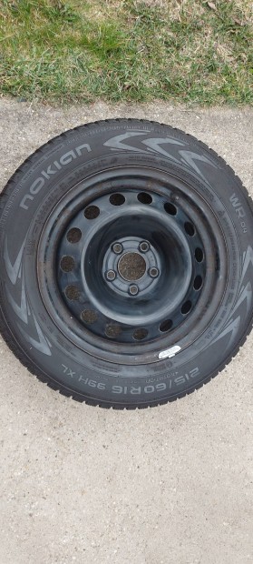 Fiat 500 téli szett 5x98, 215/60 R16 Nokian 58eFt/gar