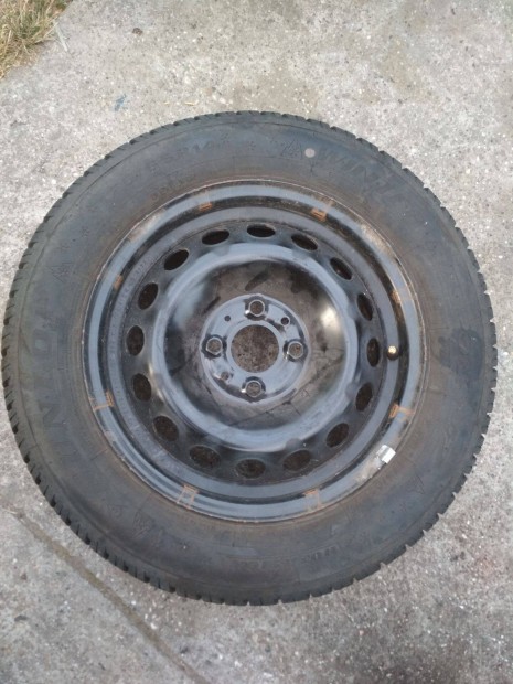 Fiat 500 tlikerk tligumi garnitra 8mm Dunlop 175/65 R14