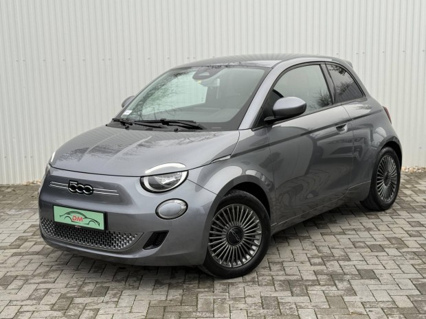 Fiat 500e 42kWh (Automata) Navi.Carplay.S�vtart...