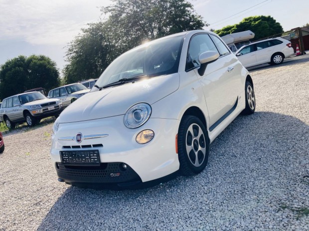 Fiat 500e (Automata) Kamatmentes Részletre Megv...