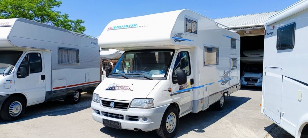 Fiat Adria lakaut