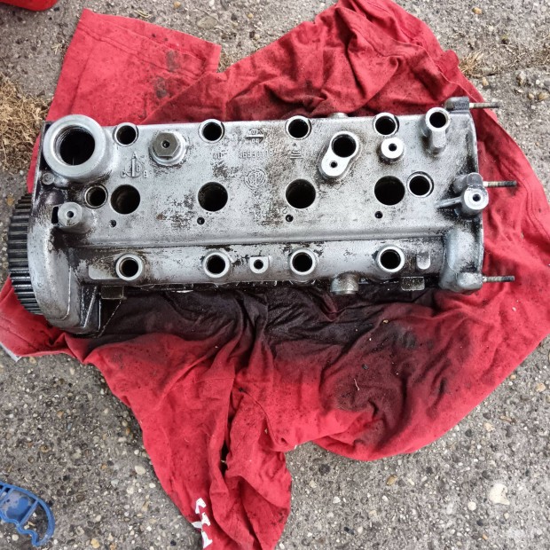 Fiat Albea / Punto 1.2 8V hengerfej + vezérműtengelyház (FIRE motor