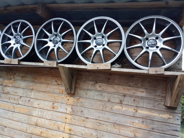 Fiat Alfa stilautó alufelni