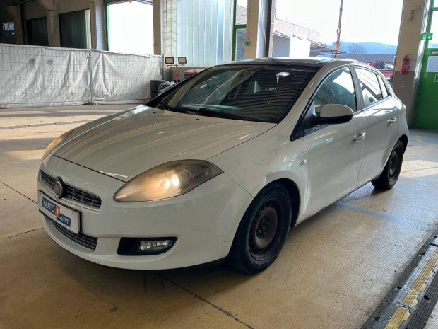 Fiat Bravo 1.4 16V Dynamic panor�ma �vegtet�s ....