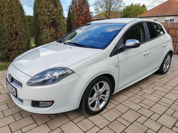 Fiat Bravo 1.4 Benzin Elad !