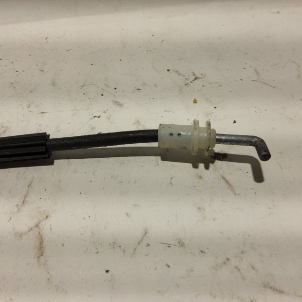 Fiat Bravo 2007-2014 2007-2014 Zár bowden Használt Belső kilincs és