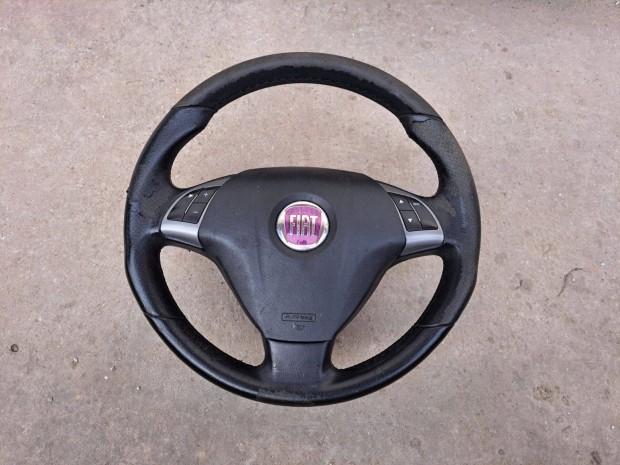 Fiat Bravo II 2007-2014-ig Multikorm�ny, �s korm�ny l�gzs�k, elad�!!!