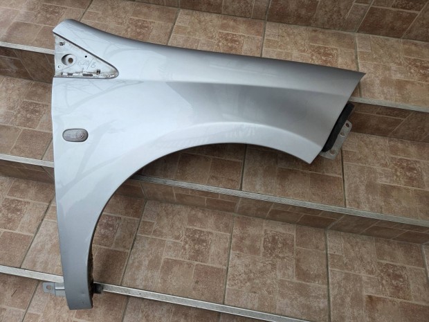 Fiat Bravo II gy�ri rozsdamentes jobb els� s�rv�d� 