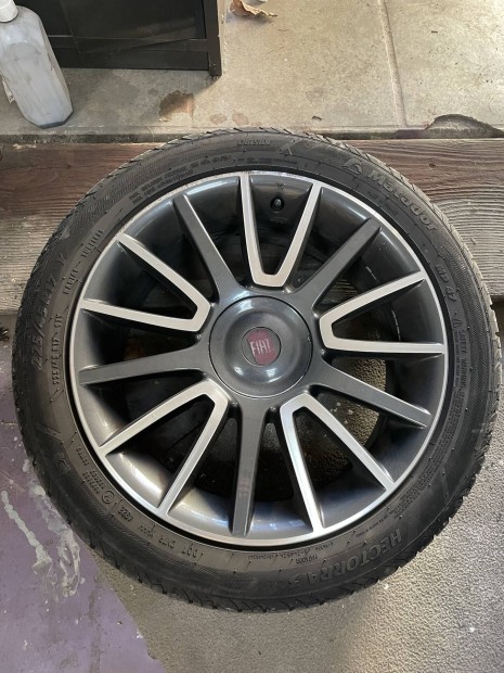 Fiat Bravo felniszett gumival 225/45 R17 nyári kerék