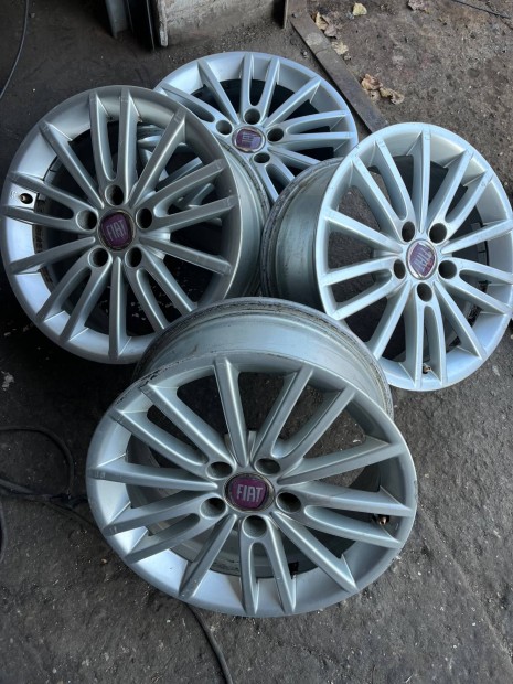 Fiat Croma 16-os alufelni elad