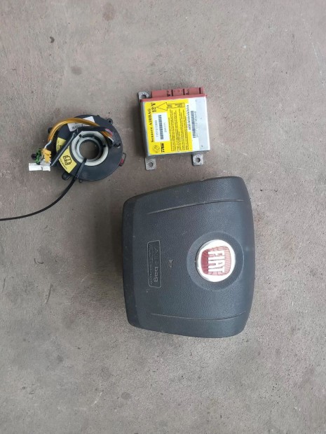 Fiat DUCATO 06- Vezet�oldali korm�ny l�gzs�k �tvezet� ind�t� 0024