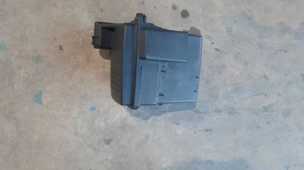 Fiat DUCATO Citroen JUMPER Peugeot BOXER 06 Biztos�t�kt�bla doboz 7942